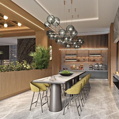Courtyard By Marriott Prishtina Hotel Priștina Exterior foto